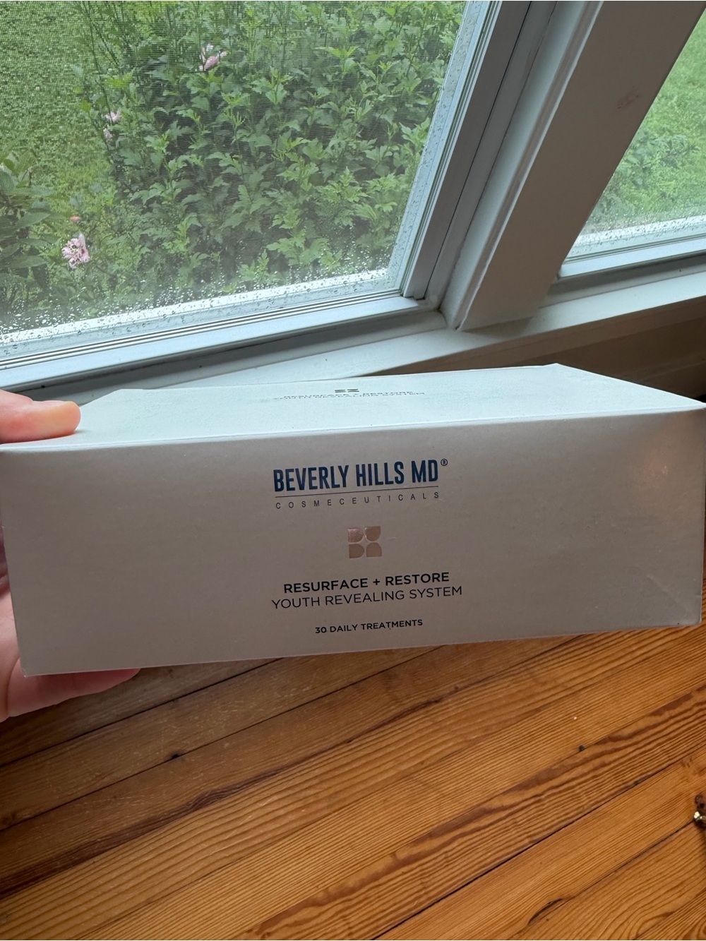 Beverly Hills MD Resurface + Restore Youth Revealing System - White